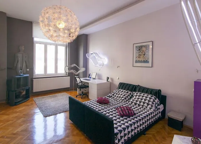 Apartment Luni *